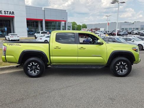 Used 2023 Toyota Tacoma TRD Off-Road w/ TRD Premium Off Road Package RWD image 13