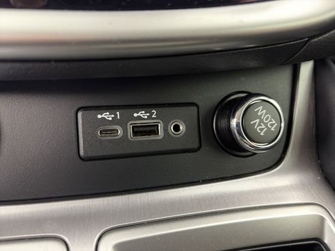 Certified 2024 Nissan Murano SV w/ SV Midnight Edition Package image 23