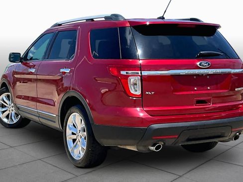 Used 2014 Ford Explorer XLT w/ Equipment Group 202A FWD image 11