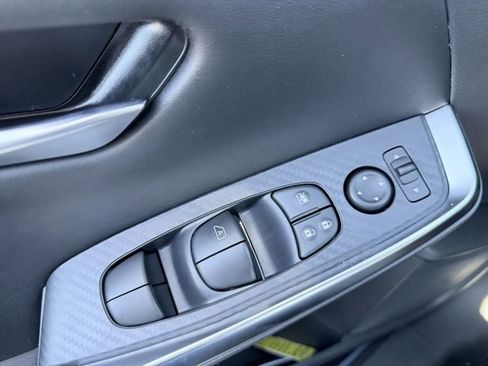 New 2025 Nissan Sentra SR image 21