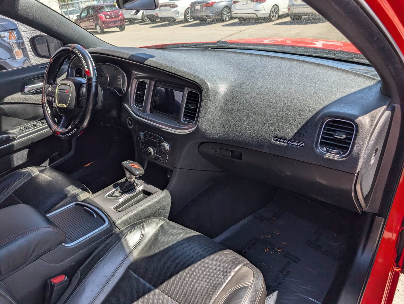 Used 2020 Dodge Charger SXT w/ Leather Interior Group RWD image 13