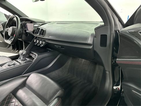 Used 2017 Audi R8 V10 image 28