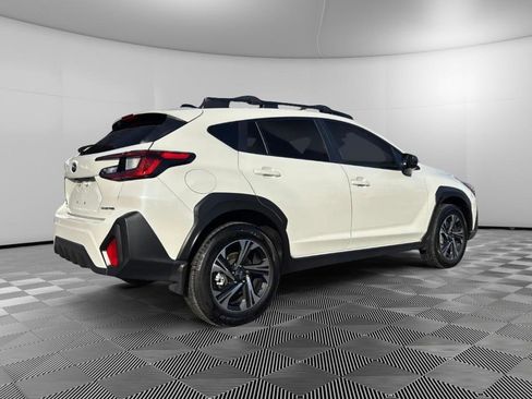 Used 2024 Subaru Crosstrek 2.0i Premium image 4