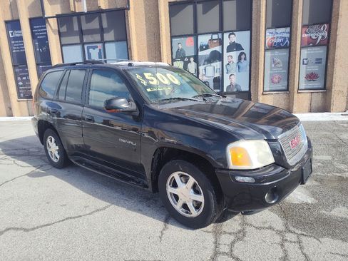 Used 2005 GMC Envoy Denali image 5