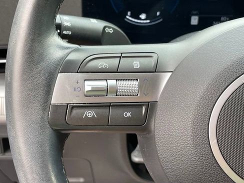 Used 2024 Hyundai Kona SEL AWD/4WD image 16