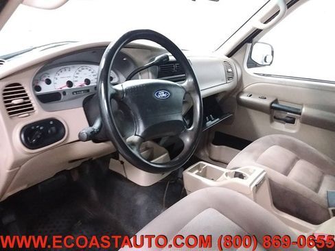 Used 2004 Ford Explorer Sport Trac Adrenalin image 11