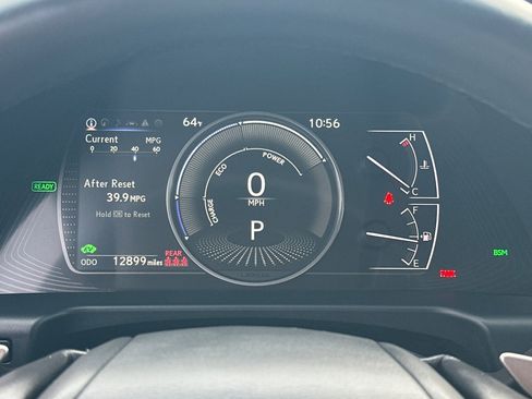 Certified 2025 Lexus ES 300h w/ Premium Package image 19