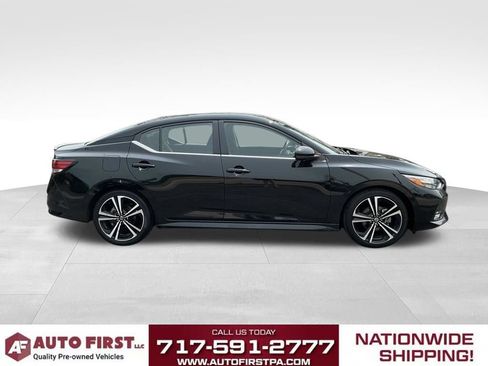 Used 2023 Nissan Sentra SR w/ Electronics Package FWD image 3