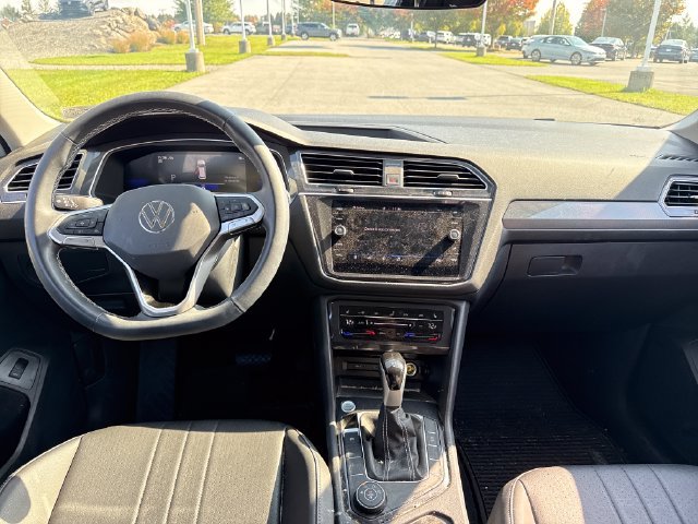 Used 2024 Volkswagen Tiguan SE AWD/4WD image 19