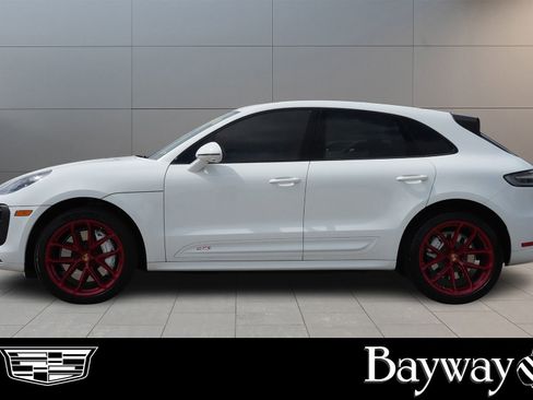 Used 2024 Porsche Macan GTS AWD/4WD image 4