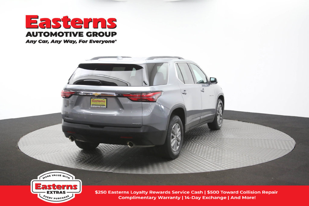 Used 2023 Chevrolet Traverse LT AWD/4WD image 43