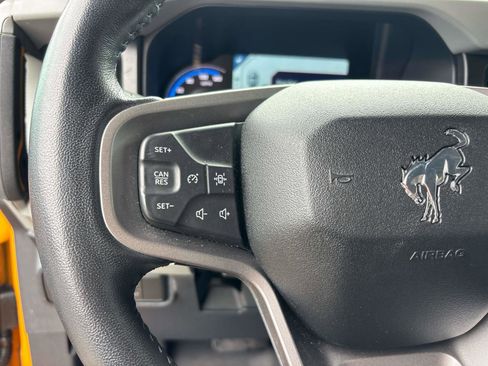 Used 2022 Ford Bronco Badlands w/ Sasquatch Package image 17