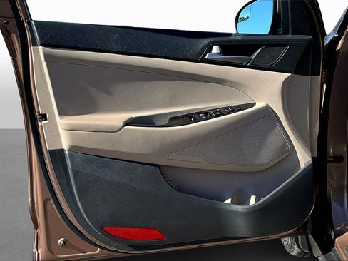 Used 2017 Hyundai Tucson Eco image 16