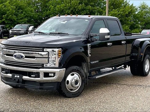 Certified 2019 Ford F350 Lariat w/ Chrome Package AWD/4WD image 2