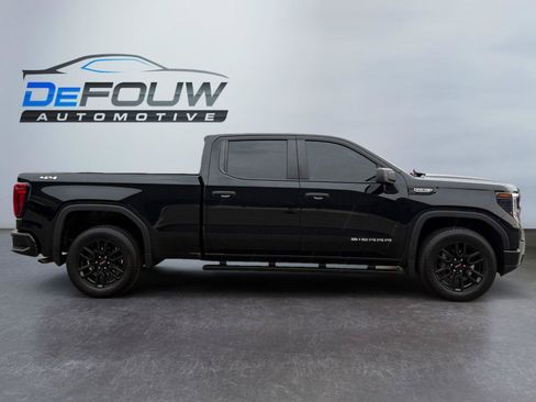 Used 2024 GMC Sierra 1500 Pro w/ Graphite Edition AWD/4WD image 2