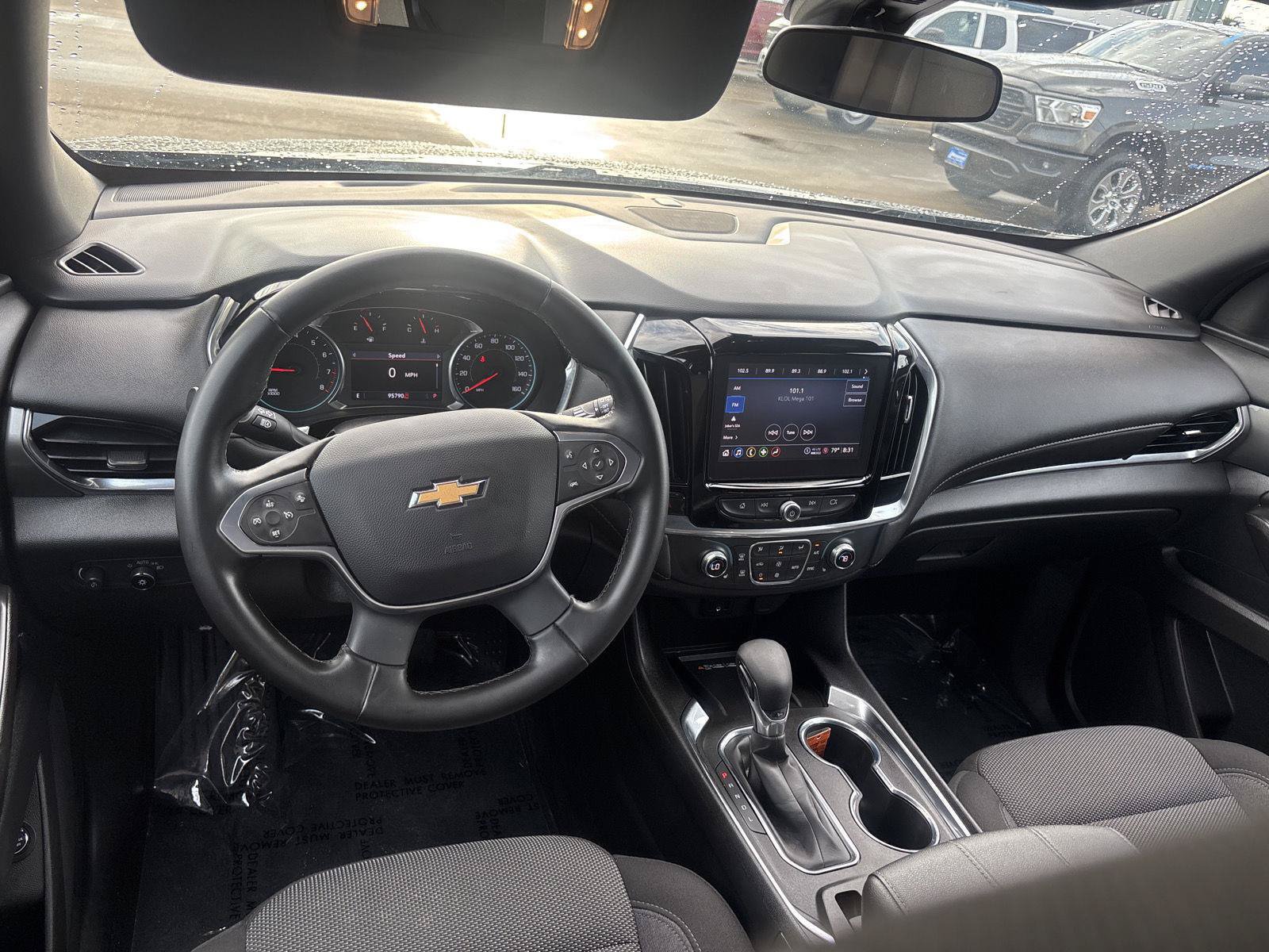 Used 2023 Chevrolet Traverse LT AWD/4WD image 27