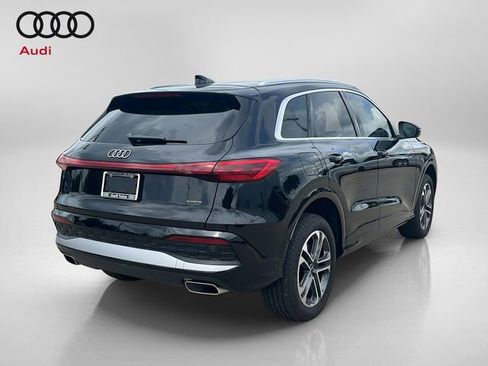 Used 2025 Audi Q5 Premium w/ 19" Wheel Package AWD/4WD image 7