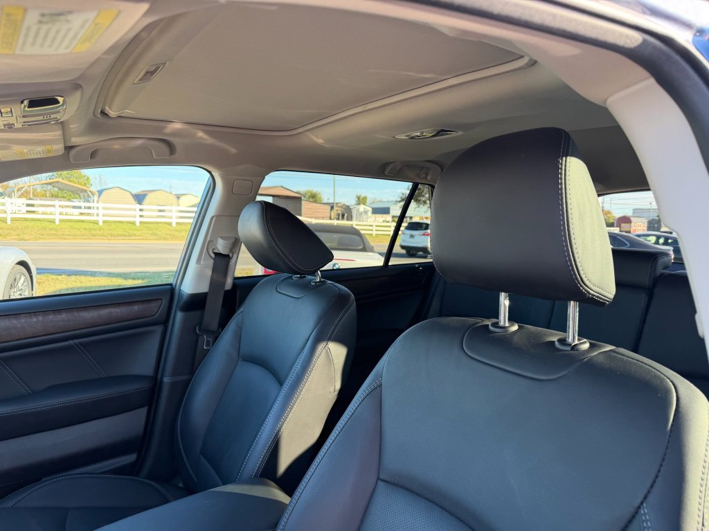 Used 2018 Subaru Outback 2.5i Limited AWD/4WD image 10