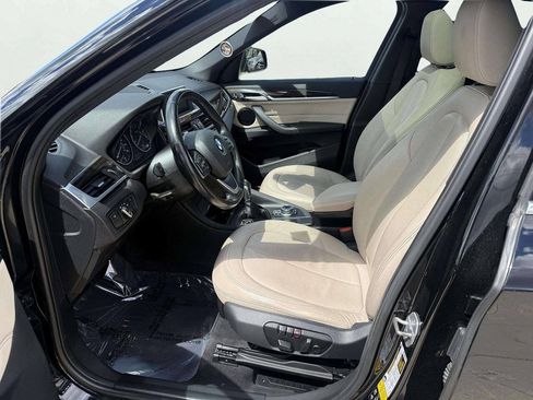 Used 2017 BMW X1 xDrive28i AWD/4WD image 10