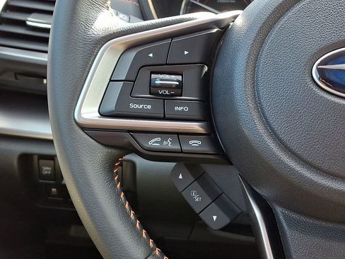 Used 2022 Subaru Crosstrek 2.5i Limited w/ Moonroof Package 2 image 21