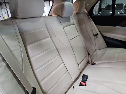 New 2026 Mercedes-Benz GLE 450 4MATIC image 12