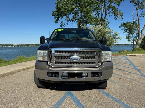Used 2006 Ford F350 King Ranch AWD/4WD image 2
