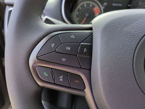 Used 2022 Jeep Cherokee Trailhawk w/ Premium Leather Package AWD/4WD image 23