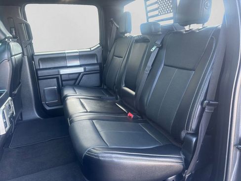 Used 2018 Ford F150 Lariat image 14