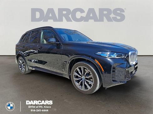 Used 2024 BMW X5 xDrive40i w/ M Sport Package AWD/4WD image 1