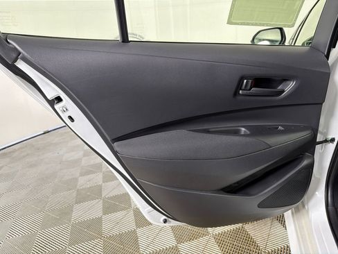 Used 2025 Toyota Corolla LE image 21