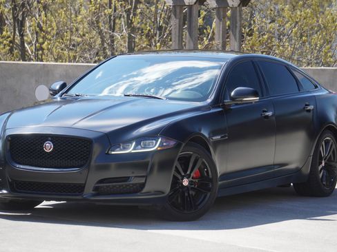 Used 2016 Jaguar XJ L Portfolio AWD/4WD image 4