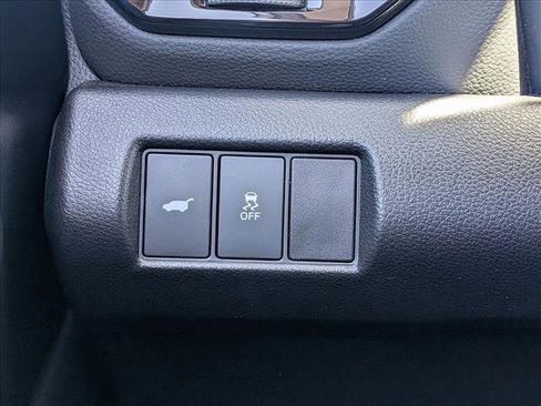 Used 2024 Honda Pilot Touring image 15