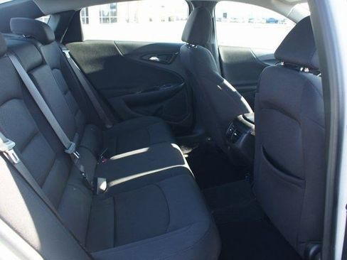 Used 2024 Chevrolet Malibu LT image 21