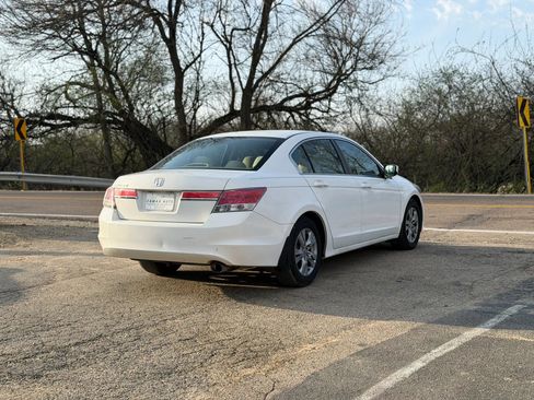 Used 2011 Honda Accord LX-P image 11