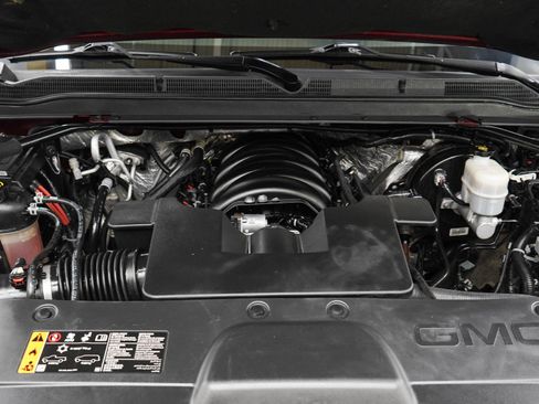 Used 2018 GMC Yukon XL Denali w/ Open Road Package AWD/4WD image 37