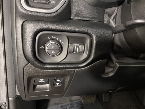 Used 2022 RAM 1500 Laramie AWD/4WD image 26
