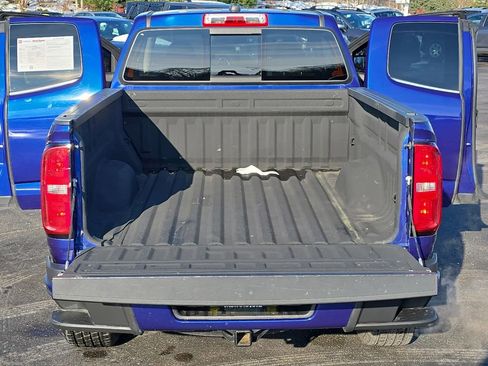 Used 2017 Chevrolet Colorado LT w/ LT Convenience Package image 14