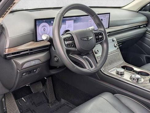 Used 2025 Genesis GV80 3.5T Advanced image 10