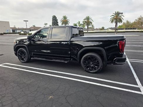 Used 2021 GMC Sierra 1500 Denali w/ Denali Ultimate Package AWD/4WD image 3