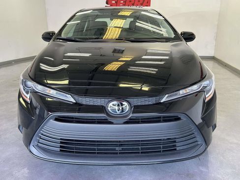 Certified 2024 Toyota Corolla LE FWD image 9