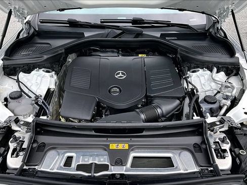 Used 2026 Mercedes-Benz GLC 300 4MATIC image 33