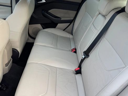 Used 2016 Ford Focus Electric Hatchback w/ Exterior Protection Package image 17