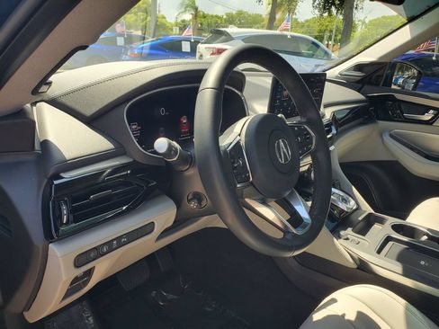 Used 2025 Acura MDX FWD w/ Technology Package image 15