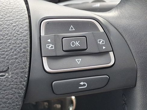 Used 2012 Volkswagen Passat 2.5 SE image 26