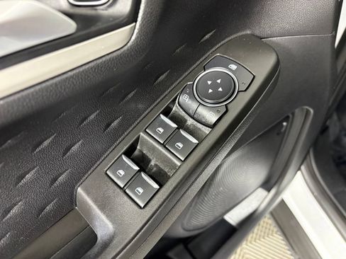 Certified 2020 Ford Escape SE image 13