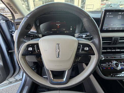Used 2022 Lincoln Corsair Reserve w/ Equipment Group 201A image 15