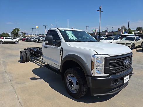New 2026 Ford F550 2WD Regular Cab Super Duty image 13