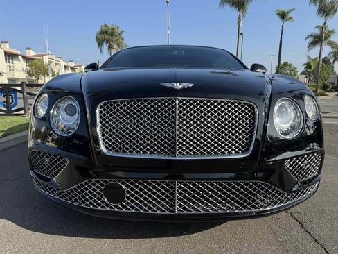 Used 2017 Bentley Continental GT image 12