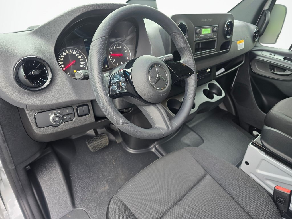 New 2026 Mercedes-Benz Sprinter 2500 image 10