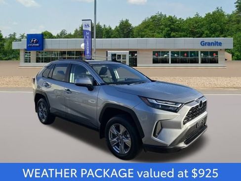 Used 2024 Toyota RAV4 XLE w/ Convenience Package image 5